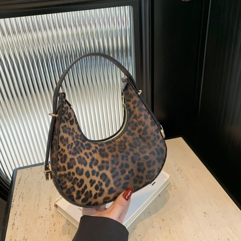 Women Fashion Animal Print Crescent Shoulder Bag PU Leather Cow Leopard Zebra Pattern Trendy Hobo Underarm Bag
