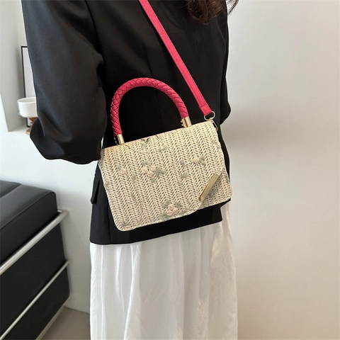 Women Straw Woven Embroidery Flower Shoulder Bag Retro Summer Vacation Crossbody Small Square Handbag Fashion Elegant Tote