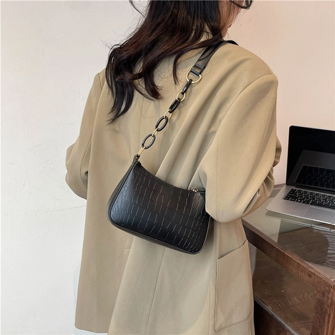 Sac Sous Le Bras pour Femmes Motif Crocodile Sac à Épaule Décontracté en Cuir PU Avec Chaîne en Résine Et Métal