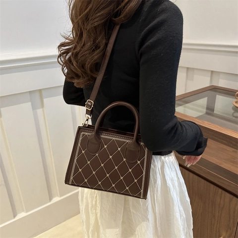 Retro Quilted Heart Embroidery PU Leather Shoulder Bag For Women Fashion Crossbody Handbag With Top Handle Square Bag