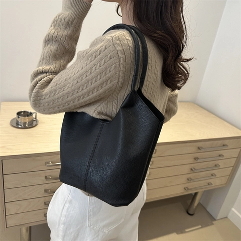 Retro PU Leather Bucket Bag For Women Large Capacity Pebbled Texture Simple Solid Color Shoulder Tote Bag Daily Commute