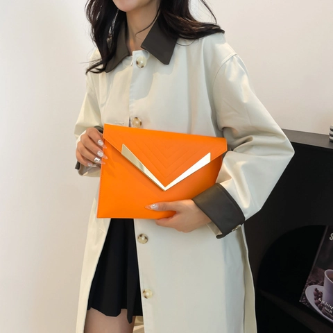 Women Minimalist PU Leather Envelope Clutch Bag Large Capacity Chevron Stitching V Metal Trim Street Fashion Handbag