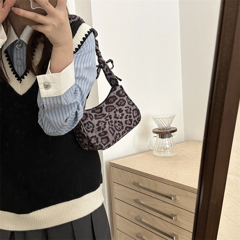 Women Leopard Print Crescent Shoulder Bag Retro Hobo Bag with Bow Pleated Strap Fashion PU Suede Underarm Purse