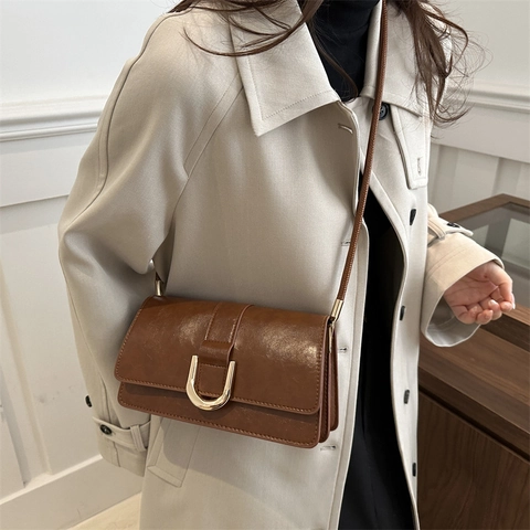 Damen Retro PU Leder Schultertasche Minimalistische Quadratische Umhängetasche Mit Goldener U-Förmiger Schnalle Mode Handtasche