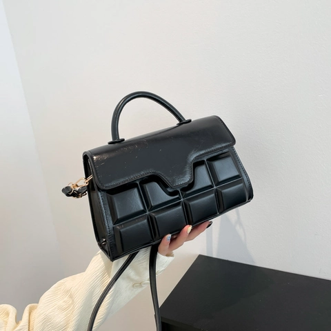 Women Korean Fashion Quilted Grid PU Leather Crossbody Bag Simple Solid Color Shoulder Handbag With Top Handle For Daily Use