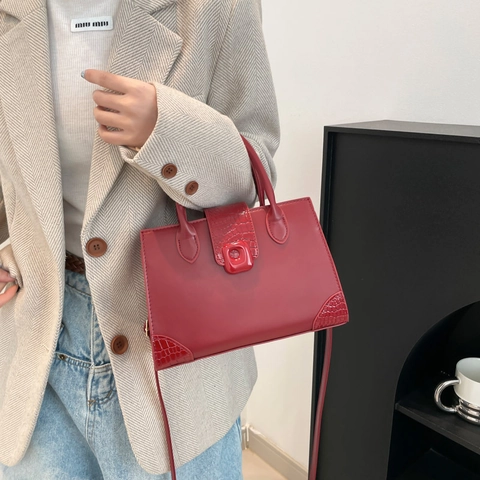 Elegant PU Leather Crocodile Pattern Crossbody Bag For Women Large Capacity Minimalist Commute Shoulder Tote Handbag