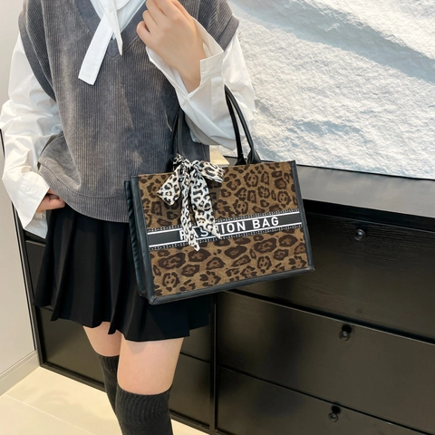 Leopard Print Tote Bag PU Leather Large Capacity Handbag With Ribbon Scarf For Women Fashion Urban Commuter Shoulder Bag