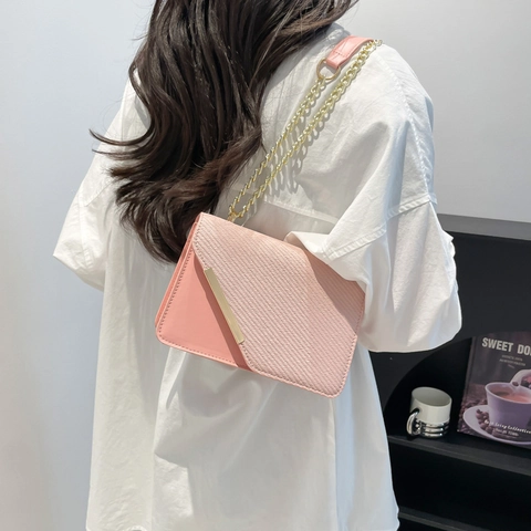 Modern Minimalist Solid Color PU Leather Small Square Crossbody Bag For Women Trendy Chain Shoulder Handbag With Metal Trim