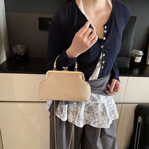 Vintage PU Gewebte Muschel Umhängetasche Für Damen Retro Elegante Abendtasche Mit Metallrahmen Und Kette Party Hochzeit Handtasche