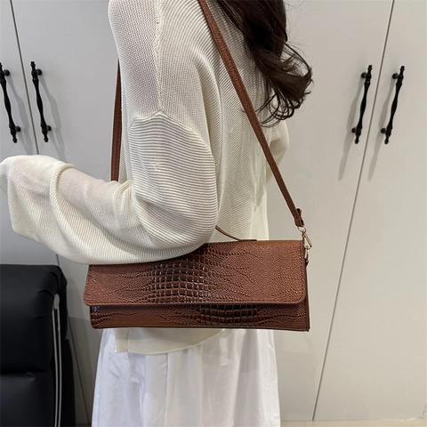 Sac Bandoulière Rétro en Cuir PU à Motif Crocodile Pour Femmes Éclat Métallique Sac à Épaule Minimaliste Avec Poignée Supérieure Pour Bureau