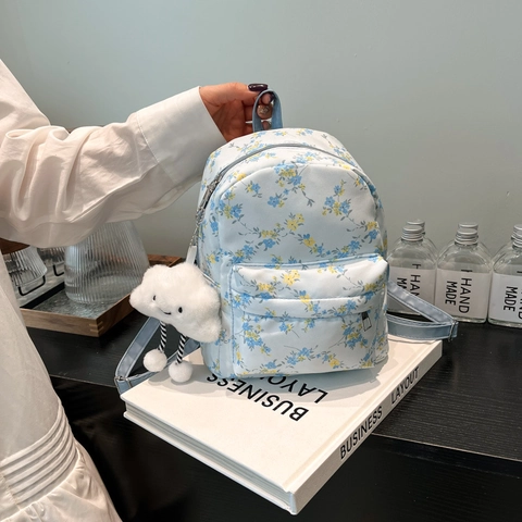 Damen Mini Nylon Blumen Rucksack Süß Frisch Schüler Schultasche Mit Plüsch Wolke Anhänger Für Tägliche Reisen