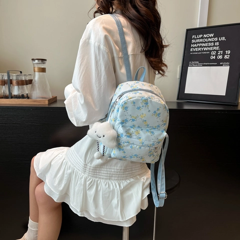 Damen Mini Nylon Blumen Rucksack Süß Frisch Schüler Schultasche Mit Plüsch Wolke Anhänger Für Tägliche Reisen
