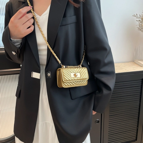Exquise Dames Mini Chevron Gewatteerde Crossbody Tas Mode PU Leer Ketting Schoudertas Kleine Vierkante Tas Met Metalen Slot