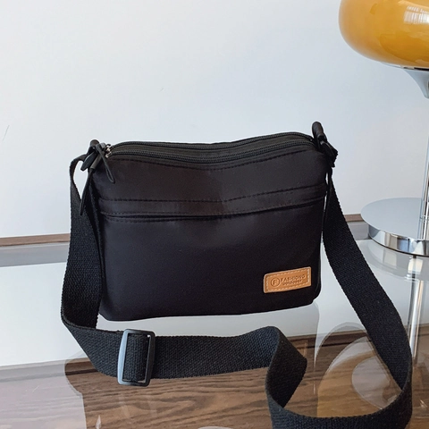 Damen Casual Leichte Stoff Umhängetasche Minimalistisch Einfarbig Schulter Tote Bag Mit Verstellbarem Gurt Outdoor Sport Handtasche