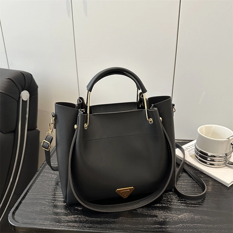 Bolso Bombonera de Cuero PU para Mujer Bolso Bandolera Vintage Con Placa Triangular Dorada Bolso de Mano para el Uso Diario