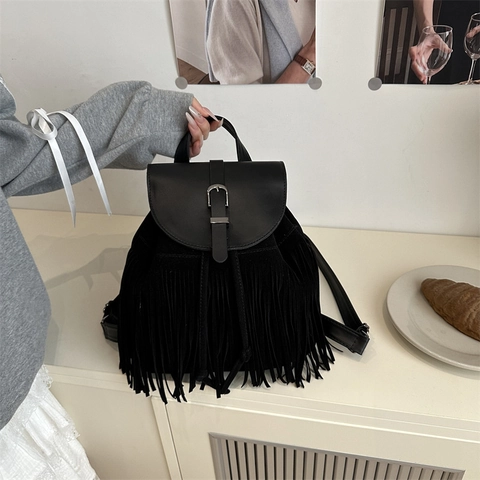 Zaino Bohemian da Donna con Frange Vintage Effetto Scamosciato in Pelle PU Zaino con Nappe Fibbia in Metallo Borsa Moda Viaggio