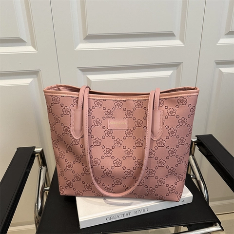Vintage Large Capacity Floral Embossed Tote Bag For Women PU Leather Shoulder Bag Casual Commuter Underarm Bag Travel Handbag