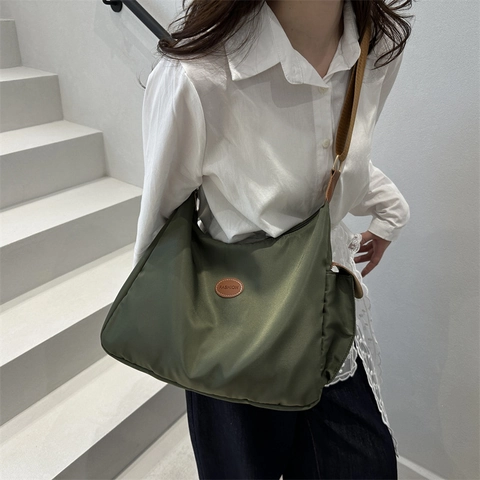 Bolso Tote de Nailon Minimalista para Mujer Gran Capacidad Color Sólido Ligero Versátil Bandoulière Bolso Urbano