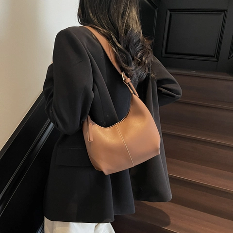 Damen Mode PU Leder Hobo Schultertasche Minimalistische Halbmond Tote Mit Verstellbarem Riemen Lässige Achseltasche Street Style