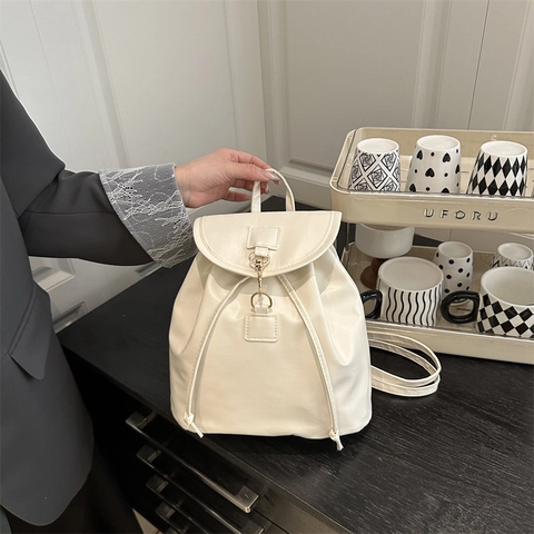 Zaino da Donna in Pelle PU Alla Moda Piccolo Casual da Pendolare Con Coulisse E Fibbia in Metallo Per Studenti