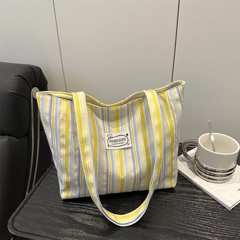 Große Kapazität Gestreifte Canvas Tote Bag Casual Leichte Schultertasche Mit Mode-Patch Für Damen Schule Tägliche Reise