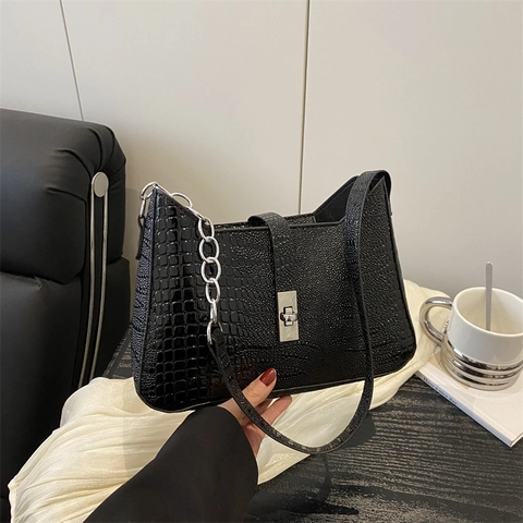 Sac à Épaule en Cuir PU pour Femmes Motif Crocodile Chaîne Sac Sous le Bras Serrure Argentée Rétro Élégant Quotidien Navette