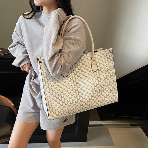 Borsa Tote in Pelle PU con Stampa Monogramma Retrò di Grande Capacità per Donna Borsa a Tracolla Casual Quotidiana