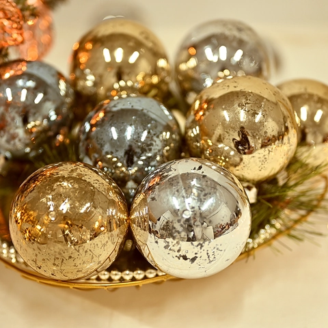 Set di 15 Palle di Natale Infrangibili in Plastica Effetto Vetro Mercurio Ornamenti Picchiettati Oro Argento Blu Decorazioni