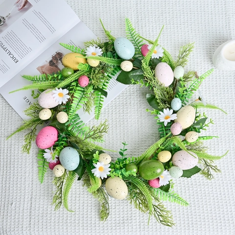 Ghirlanda di Pasqua Artificiale Con Uova Maculate Multicolore Margherite Bianche Foglie Verdi Per Primavera Decorazione Casa