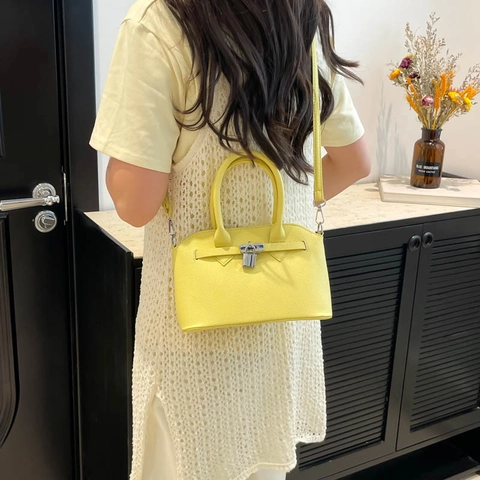 Borsa a Tracolla in Pelle PU di Alta Qualità per Donna Stile Coreano Borsa a Mano Casual con Design a Serratura per Pendolari