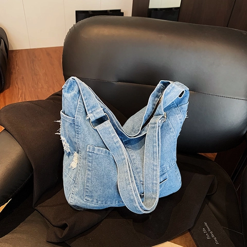 Borsa Tote in Denim Vintage Grande Capacità Casual Donna Borsa a Tracolla Multi-Tasca Bordi Sfilacciati Tracolla Regolabile