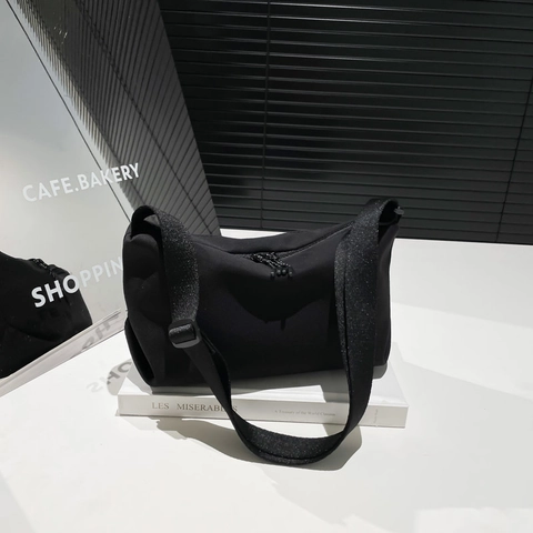 Casual Simple Solid Color Crossbody Bag For Men Women Lightweight Cloth Tote Bag Street Style Shoulder Bag With Zipper