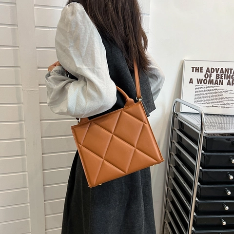 Damen Gesteppt Rautendesign PU Leder Handtasche Stilvolle Umhängetasche Mit Verstellbarem Riemen Mode Alltags Tasche