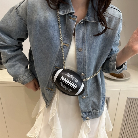 Sac Bandoulière Créatif en Cuir PU Forme de Rugby pour Femmes Mode Impression de Lettres Chaîne Sac à Épaule Style Football Américain