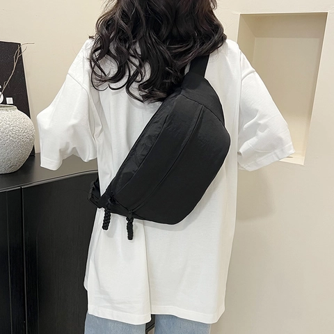 Borsa a Tracolla Unisex in Nylon Stile Coreano Minimalista Leggera Tinta Unita Portatile con Tiretti Cerniera Intrecciati