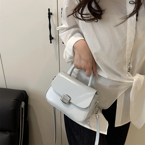 Trendige Damen Umhängetasche Aus Hochwertigem PU Leder Kleine Quadratische Handtasche Mit Metallschnalle Vielseitige Schultertasche