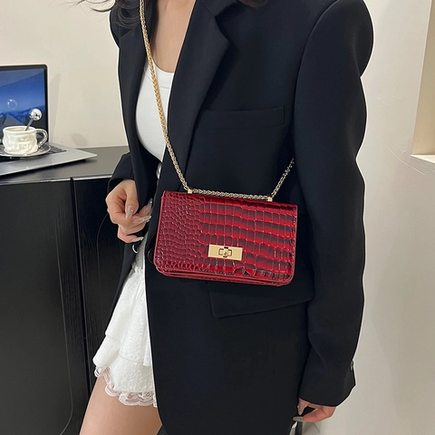 Sac Bandoulière Femme Tendance Motif Crocodile en Cuir PU Petit Sac Carré Chaîne de Luxe pour Fête Mariage Travail Quotidien