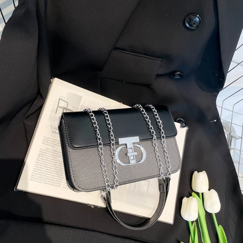 Vintage PU Lederen Schoudertas Voor Dames High Texture Commuter Kleine Vierkante Crossbody Tas Met Metalen Kettinggesp Ontwerp