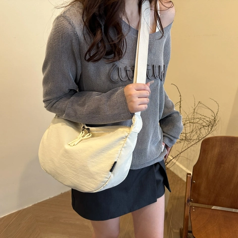 Women Large Capacity Nylon Half Moon Crossbody Bag Casual Solid Color Shoulder Tote Bag With Knotted Zipper Pulls