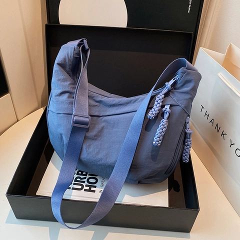 Trendige Damen Umhängetasche Aus Verbundstoff Streetwear Stil Halbmod Tasche Mit Großem Fassungsvermögen Und Verstellbarem Riemen
