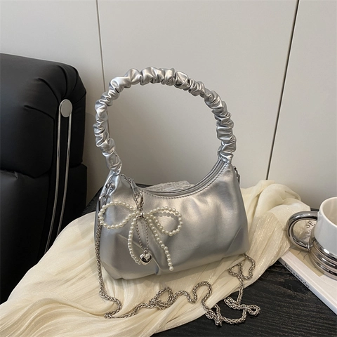 Women Ruched Cloud Bag PU Leather Crossbody Bag With Artificial Pearl Bow Heart Pendant Fashion Versatile Shoulder Handbag