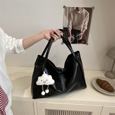 Large Capacity PU Leather Tote Bag For Women Solid Color Casual Minimalist Shoulder Bag With Cloud Charm Daily Commuting Bag