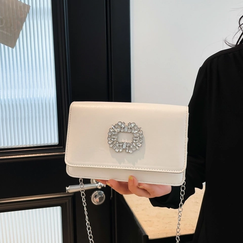 Damen Luxus PU Leder Umhängetasche Funkelnde Strass Schnalle Silberne Kette Schultertasche Minimalistische Mode Quadratische Handtasche
