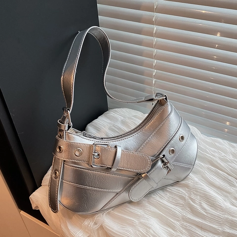 Bolso de Axila para Mujer Estilo Moto Y2K de Cuero PU Con Hebillas de Cinturón Ondas Metálicas Color Sólido Bolso de Hombro