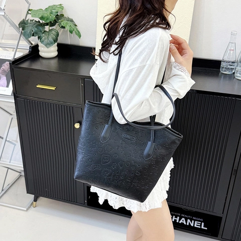 Mode Femmes Cuir PU Dessin Animé Gaufré Sac Fourre-Tout Grande Capacité Sac à Épaule Décontracté Sac à Main Navette 2025