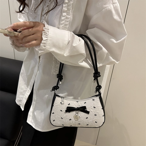 Sweet Seersucker Bow Underarm Bag For Women Heart Pendant Contrast Color Shoulder Crossbody Bag Fashion Commuting Bag