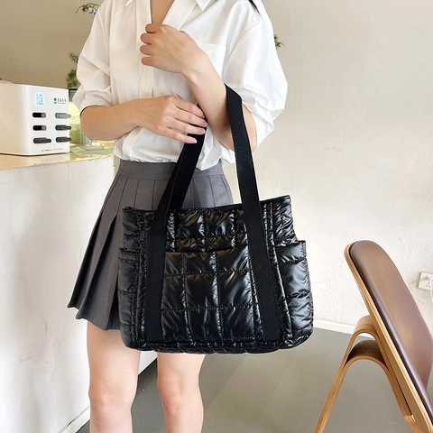 Metallische Gesteppte Puffer Tote Bag Für Damen 2025 Mode Große Kapazität Baumwolle Wattierte Schultertasche Street Casual Handtasche