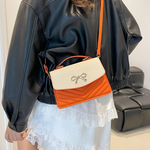 Trendy PU-Leren Crossbodytas Voor Dames Met Strikdecoratie En Chevron-Gewatteerd Ontwerp Veelzijdige Schoudertas Voor Dagelijks Gebruik