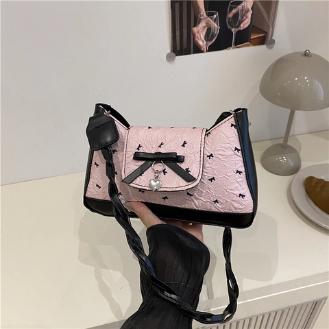 Women Bowknot Pleated Underarm Bag Pink White Synthetic Leather Heart Pendant Shoulder Bag For Daily Dating Party Sweet Style