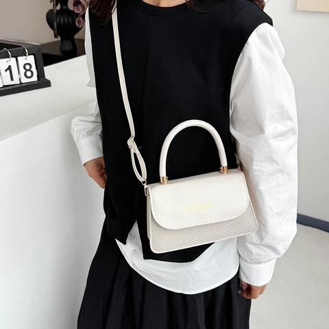 Elegant Women PU Leather Crossbody Bag Fashion Woven Patchwork Flap Shoulder Bag For Daily Commuting Stylish Handbag